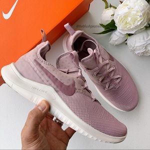 nike training free tr 8 trainers